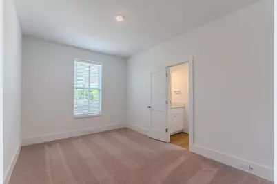 7613 Victory Reserve Street, Houston, TX 77088 - Photo 21