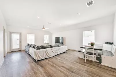 1702 Perch Street, Alvin, TX 77511 - Photo 9