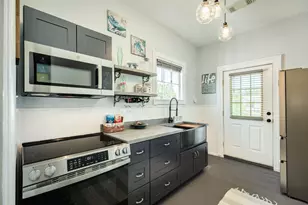 3407 Avenue L, Galveston, TX 77550 - Photo 15