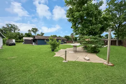 8227 Chadwick Street, Houston, TX 77029 - Photo 17