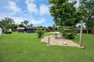 8227 Chadwick St, Houston, TX 77029 - Photo 17