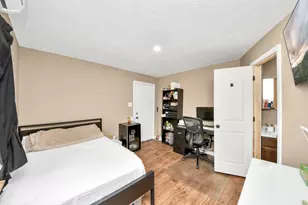 8227 Chadwick St, Houston, TX 77029 - Photo 35