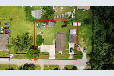 8227 Chadwick Street, Houston, TX 77029 - Photo 5