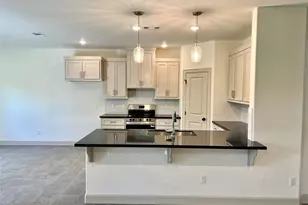 1003 S Anderson St, Angleton, TX 77515 - Photo 3