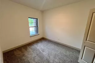 1003 S Anderson St, Angleton, TX 77515 - Photo 15