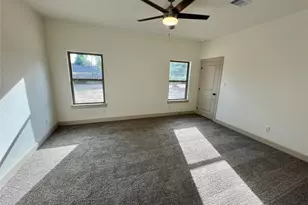 1003 S Anderson St, Angleton, TX 77515 - Photo 19