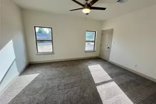 1003 S Anderson St, Angleton, TX 77515 - Photo 19