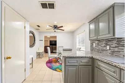 10550 Towneview Drive, Sugar Land, TX 77498 - Photo 15