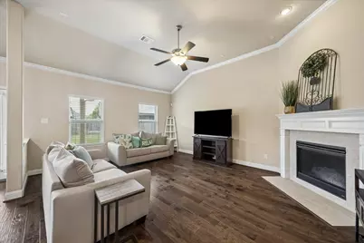 3805 Enchanted Timbers Lane, Spring, TX 77386 - Photo 9