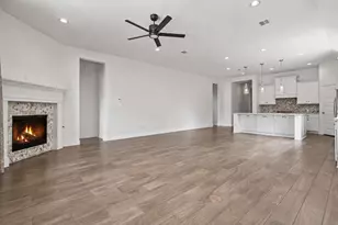 126 Canary Island Cir, Montgomery, TX 77316 - Photo 13