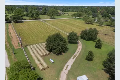 15610 Penick Rd, Waller, TX 77484 - Photo 7