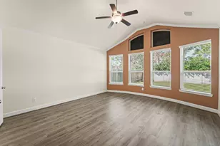 9339 Fairfield Oaks Ln, Houston, TX 77365 - Photo 17