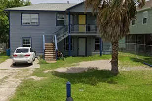 4710 Pelican St, Hitchcock, TX 77563 - Photo 1