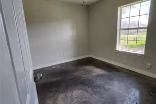 4710 Pelican St, Hitchcock, TX 77563 - Photo 7