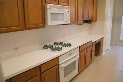 814 Hollyhock Drive, Stafford, TX 77477 - Photo 5