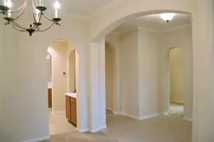 814 Hollyhock Dr, Stafford, TX 77477 - Photo 3