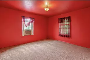 3838 Florinda St, Houston, TX 77021 - Photo 13
