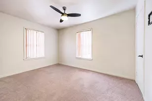 3838 Florinda St, Houston, TX 77021 - Photo 15