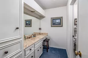 4613 Country Club View, Baytown, TX 77521 - Photo 15