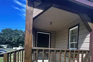 107 E South St, Weimar, TX 78962 - Photo 1