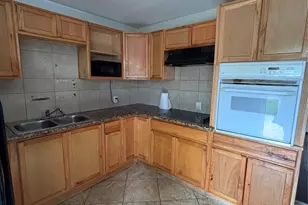 828 N Chenango St, Angleton, TX 77515 - Photo 13