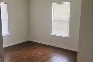 828 N Chenango St, Angleton, TX 77515 - Photo 11