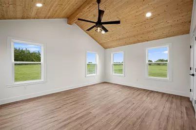 1232 Swiss Alp Hills Loop, Schulenburg, TX 78956 - Photo 9