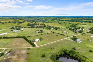 1232 Swiss Alp Hills Loop, Schulenburg, TX 78956 - Photo 25