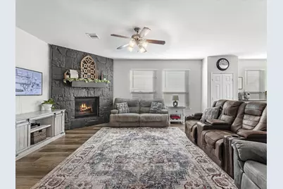 8335 Quiet Bay Drive, Baytown, TX 77523 - Photo 7