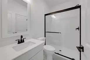 12106 St Augustine Dr, Mont Belvieu, TX 77535 - Photo 13