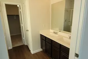 4325 McGregor Blf Ln, Conroe, TX 77304 - Photo 11