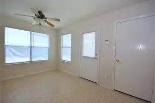 8106 Arrington Forest Ln, Humble, TX 77338 - Photo 9