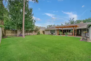 9818 Emnora Ln, Houston, TX 77080 - Photo 35