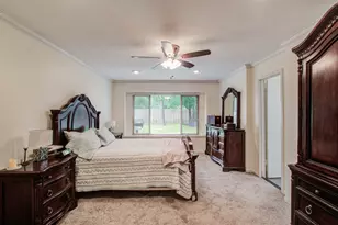 9818 Emnora Ln, Houston, TX 77080 - Photo 27