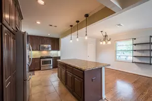 1337 Martin St, Houston, TX 77018 - Photo 9