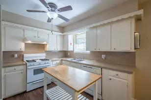 203 Longstreet Rd, Willis, TX 77378 - Photo 9
