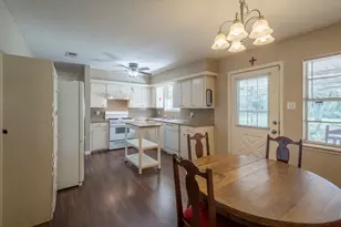 203 Longstreet Rd, Willis, TX 77378 - Photo 11
