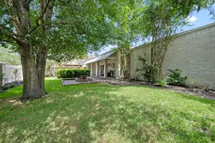 1 Wellington Ln, Sugar Land, TX 77478 - Photo 29