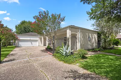 1 Wellington Lane, Sugar Land, TX 77478 - Photo 3