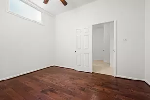 1 Wellington Ln, Sugar Land, TX 77478 - Photo 13