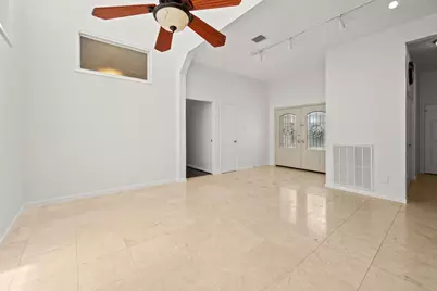 1 Wellington Lane, Sugar Land, TX 77478 - Photo 5