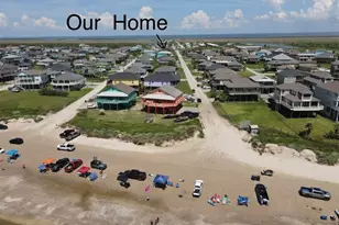 1001 S Stingaree Dr, Crystal Beach, TX 77650 - Photo 3