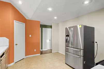 1209 Wildwood Drive, Deer Park, TX 77536 - Photo 11