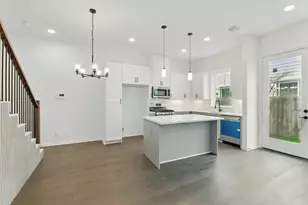 9902 Clark Rd, Houston, TX 77076 - Photo 9