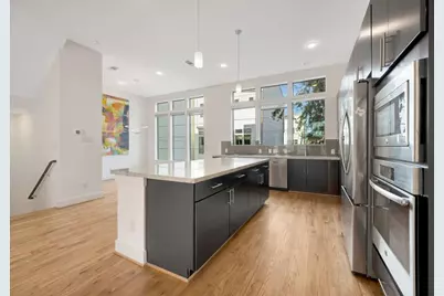 2104 Colorado Street, Houston, TX 77007 - Photo 13