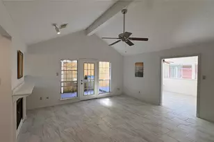 1723 Plumbwood Way, Houston, TX 77058 - Photo 9