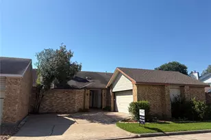 1723 Plumbwood Way, Houston, TX 77058 - Photo 3
