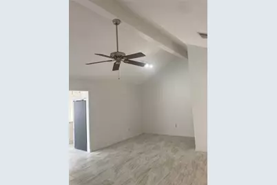1723 Plumbwood Way, Houston, TX 77058 - Photo 15