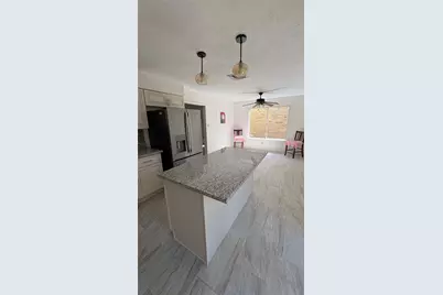 1723 Plumbwood Way, Houston, TX 77058 - Photo 5