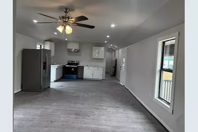 627 County Road 5102I, Cleveland, TX 77327 - Photo 1